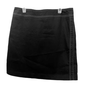 Apostrophe Stretch~black, knee length, pencil skirt. Size 6. Excellent condition
